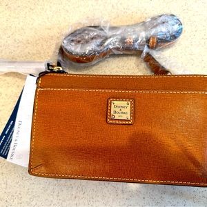 Adorable leather Dooney & Burke crossbody purse. Brand new with tags.